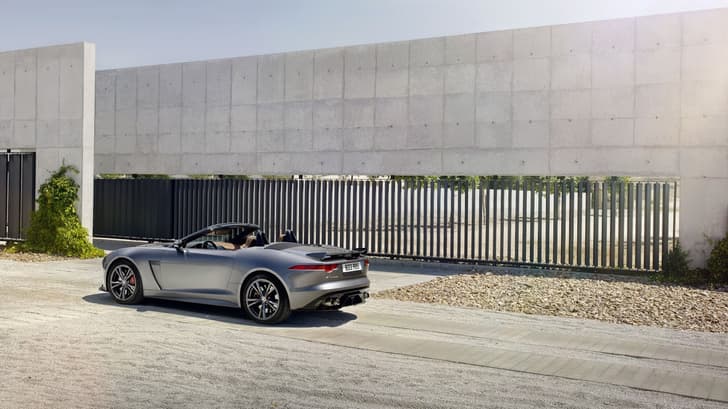 Jaguar F-Type SVR photo gallery